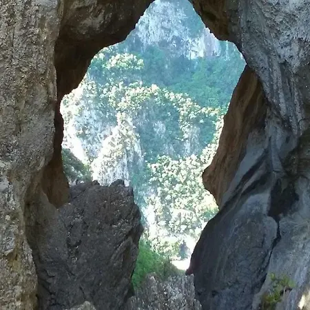 Oasi Delle Gazze * Genga (Ancona)